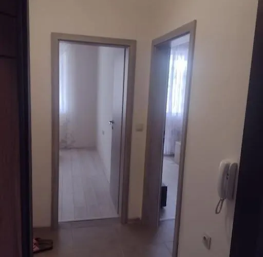 сарафово център Бургас